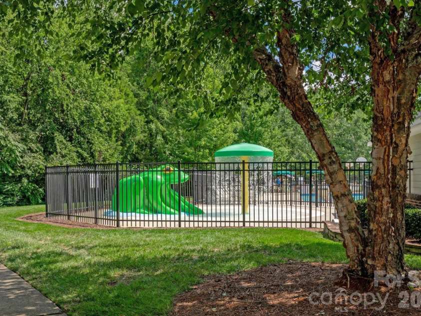 9407 Thatcher Hall Court, Charlotte, NC 28277.  MLS# CAR4412775, YatesRealty ID 43567. 