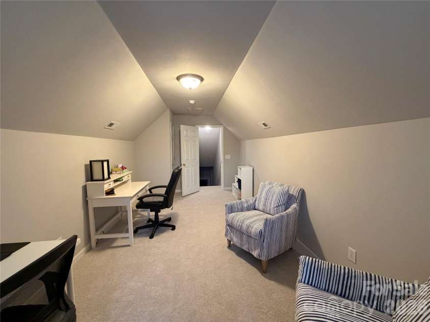9407 Thatcher Hall Court, Charlotte, NC 28277.  MLS# CAR4412775, YatesRealty ID 43567. 
