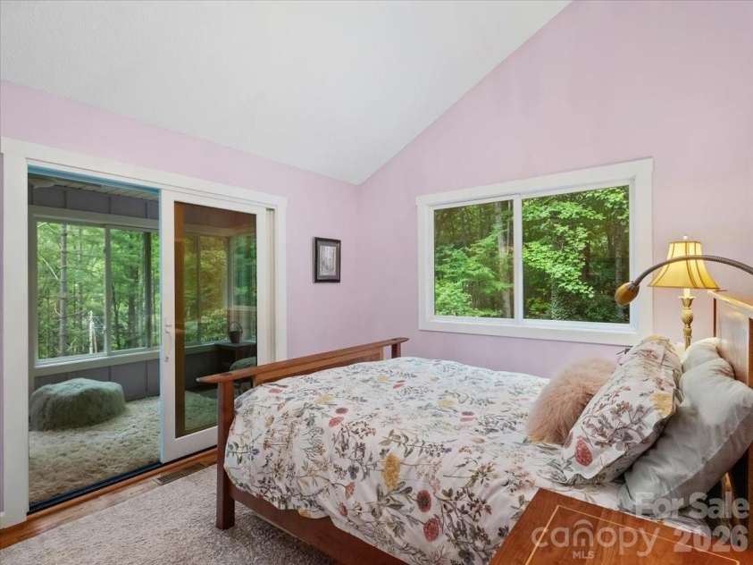 30 Kalmia Cove, Burnsville, NC 28714.  MLS# CAR4405534, YatesRealty ID 43568. 