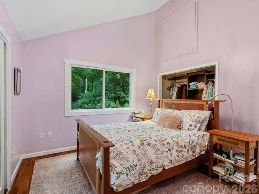 30 Kalmia Cove, Burnsville, NC 28714.  MLS# CAR4405534, YatesRealty ID 43568. 