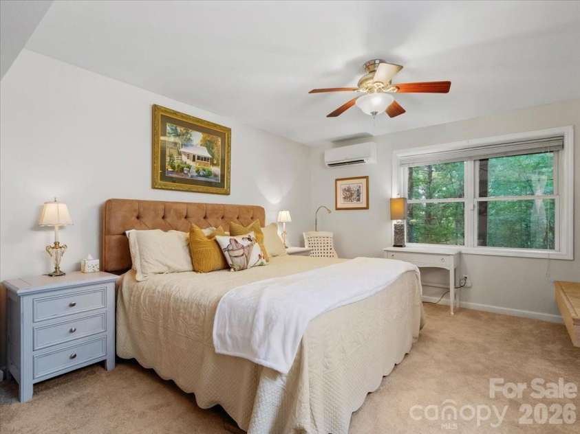30 Kalmia Cove, Burnsville, NC 28714.  MLS# CAR4405534, YatesRealty ID 43568. 