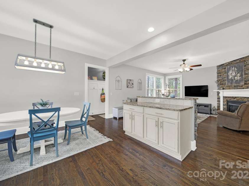 110 Sonnys Way, Fort Mill, SC 29708.  MLS# CAR4240893, YatesRealty ID 4357. 