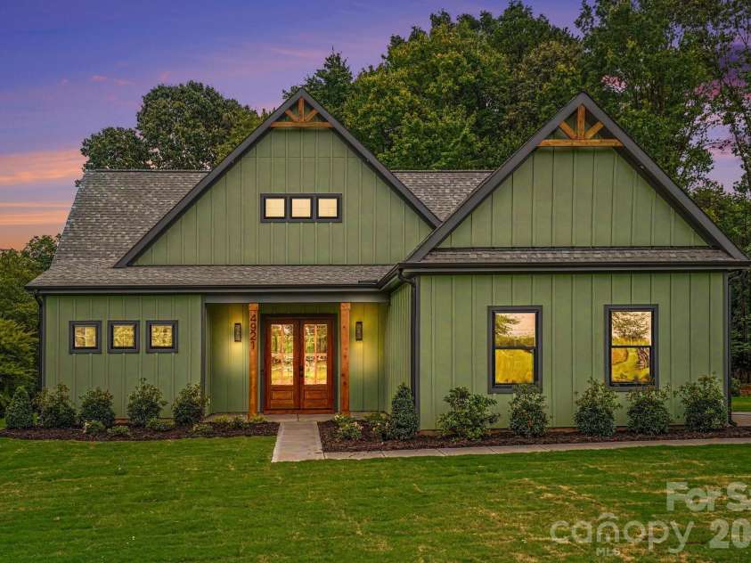 4921 Lancaster Highway, Monroe, NC 28112.  MLS# CAR4408512, YatesRealty ID 43570. 