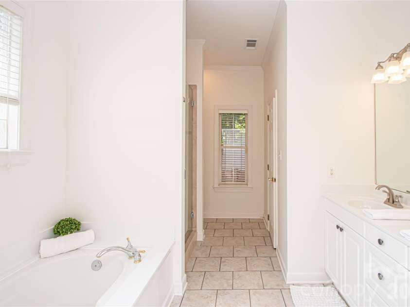 2600 Rustic Ridge Court, Charlotte, NC 28270.  MLS# CAR4410373, YatesRealty ID 43572. 