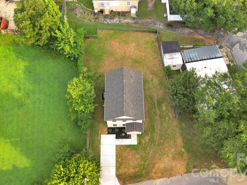 1510 Beechwood Drive, Gastonia, NC 28052.  MLS# CAR4410574, YatesRealty ID 43574. 