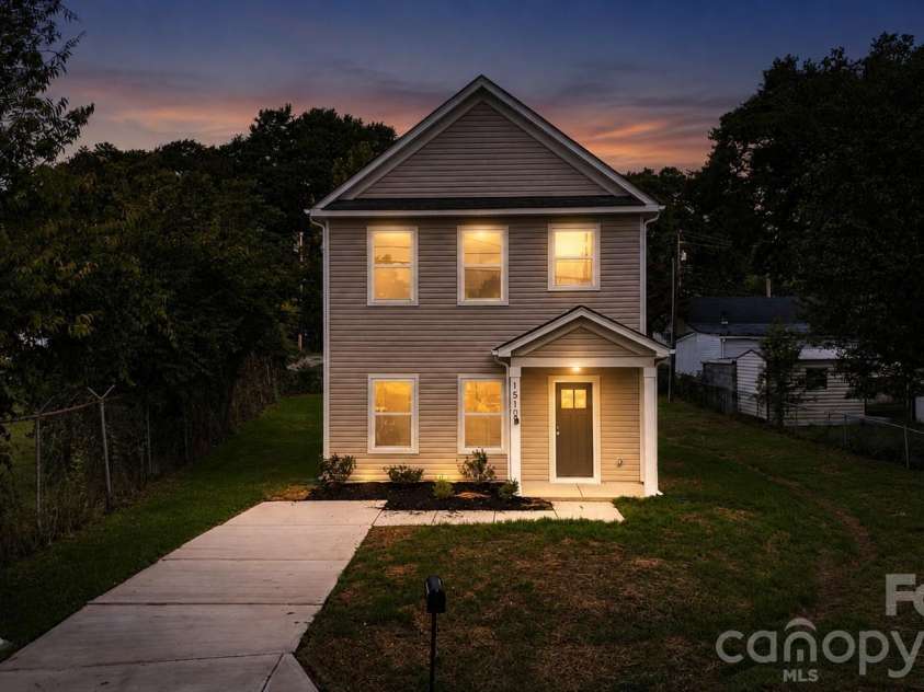 1510 Beechwood Drive, Gastonia, NC 28052.  MLS# CAR4410574, YatesRealty ID 43574. 
