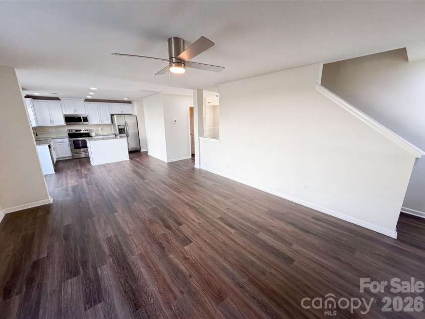 9833 Wardley Drive, Charlotte, NC 28215.  MLS# CAR4409714, YatesRealty ID 43575. 