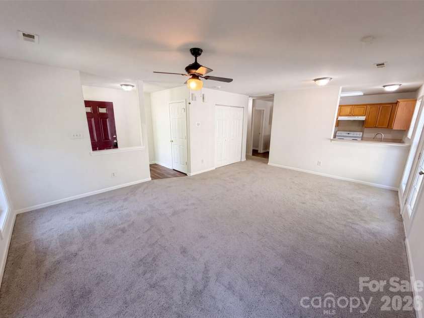 9514 Littleleaf Drive, Charlotte, NC 28215.  MLS# CAR4411098, YatesRealty ID 43577. 