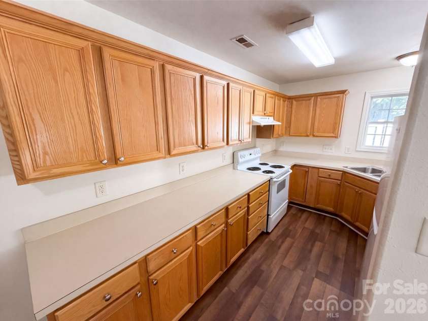 9514 Littleleaf Drive, Charlotte, NC 28215.  MLS# CAR4411098, YatesRealty ID 43577. Staged Photo