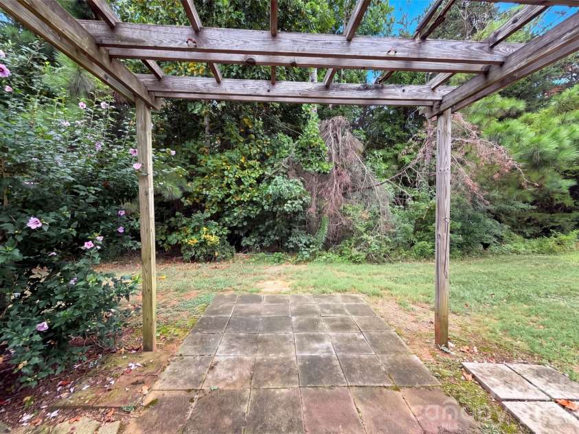 946 Olde Towne Way, Rock Hill, SC 29732.  MLS# CAR4408470, YatesRealty ID 43578. 