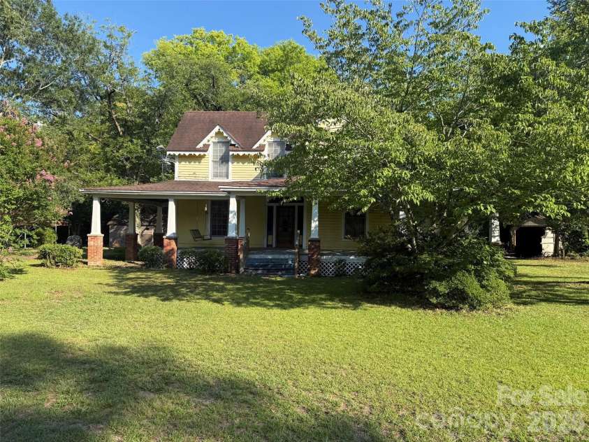 1801 Overbrook Road, Kershaw, SC 29067.  MLS# CAR4326123, YatesRealty ID 4358. 