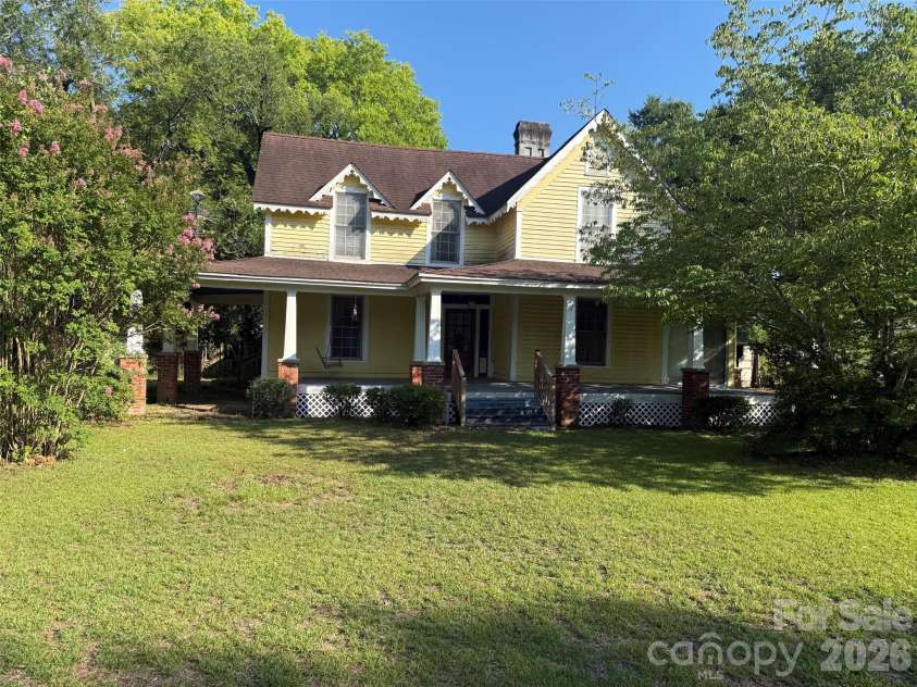 1801 Overbrook Road, Kershaw, SC 29067.  MLS# CAR4326123, YatesRealty ID 4358. 