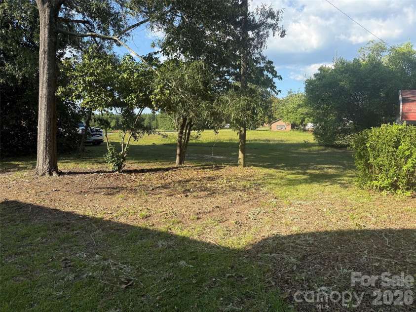 1801 Overbrook Road, Kershaw, SC 29067.  MLS# CAR4326123, YatesRealty ID 4358. 