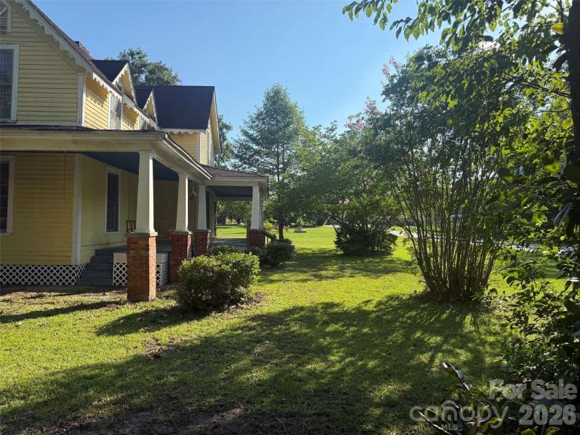 1801 Overbrook Road, Kershaw, SC 29067.  MLS# CAR4326123, YatesRealty ID 4358. 