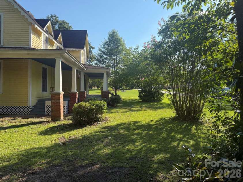 1801 Overbrook Road, Kershaw, SC 29067.  MLS# CAR4326123, YatesRealty ID 4358. 