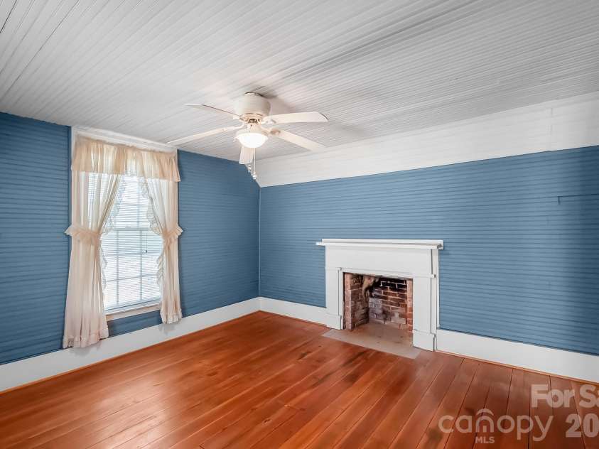 1801 Overbrook Road, Kershaw, SC 29067.  MLS# CAR4326123, YatesRealty ID 4358. 
