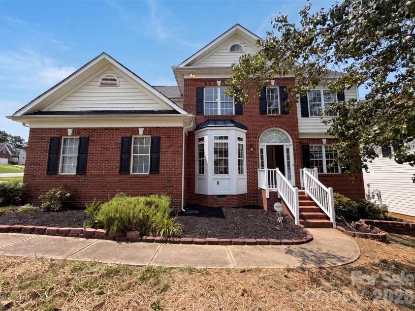 2318 Phlox Court, Charlotte, NC 28213.  MLS# CAR4410087, YatesRealty ID 43580. 
