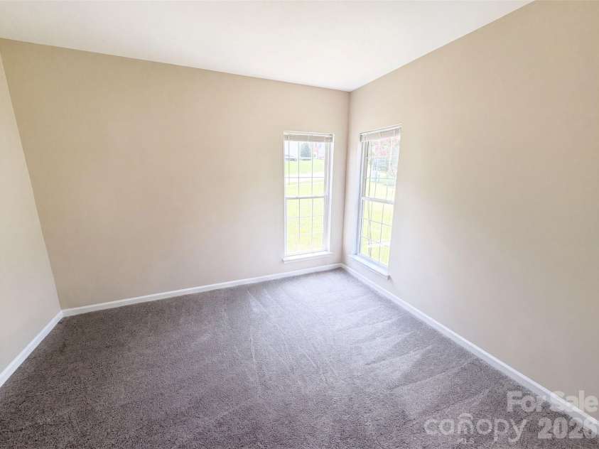 2318 Phlox Court, Charlotte, NC 28213.  MLS# CAR4410087, YatesRealty ID 43580. 