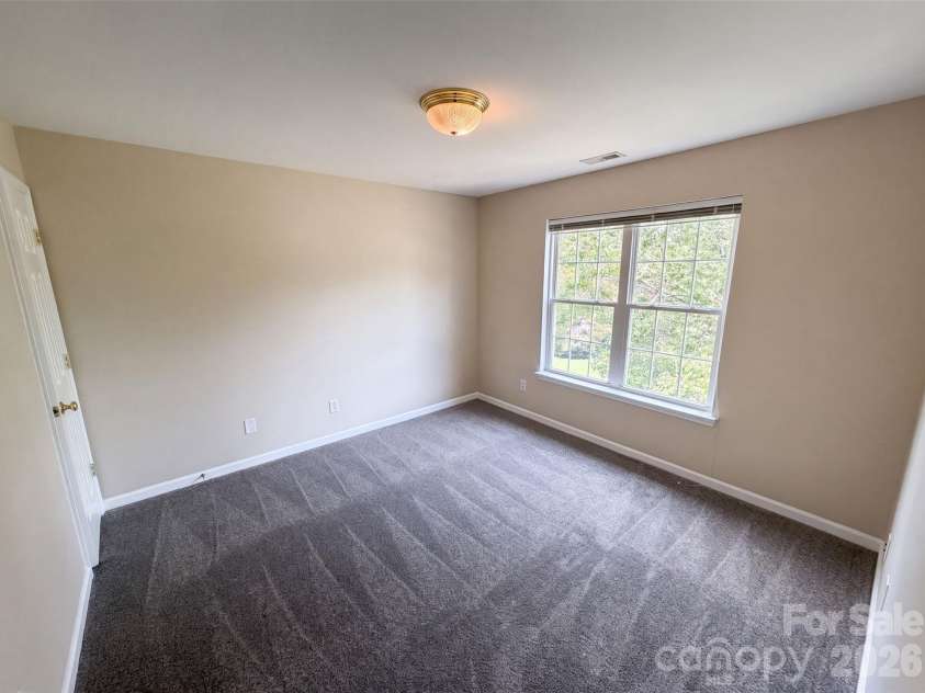 2318 Phlox Court, Charlotte, NC 28213.  MLS# CAR4410087, YatesRealty ID 43580. 