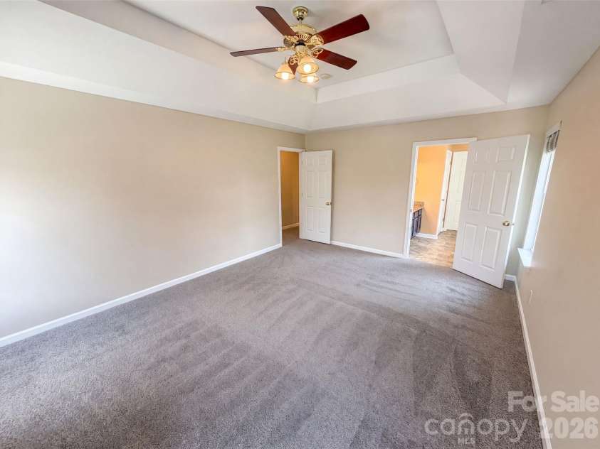 2318 Phlox Court, Charlotte, NC 28213.  MLS# CAR4410087, YatesRealty ID 43580. 