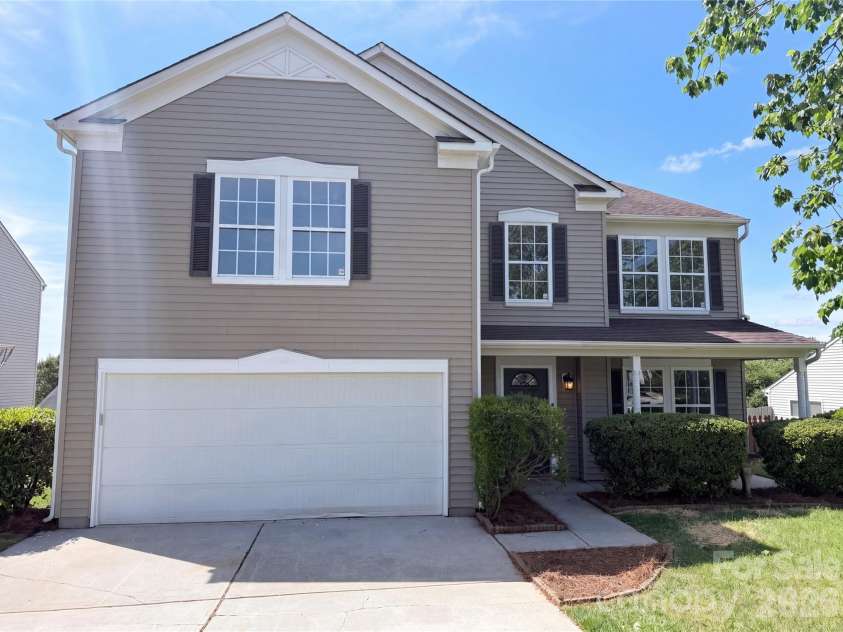 185 Boiling Brook Drive, Statesville, NC 28625.  MLS# CAR4376499, YatesRealty ID 43582. 