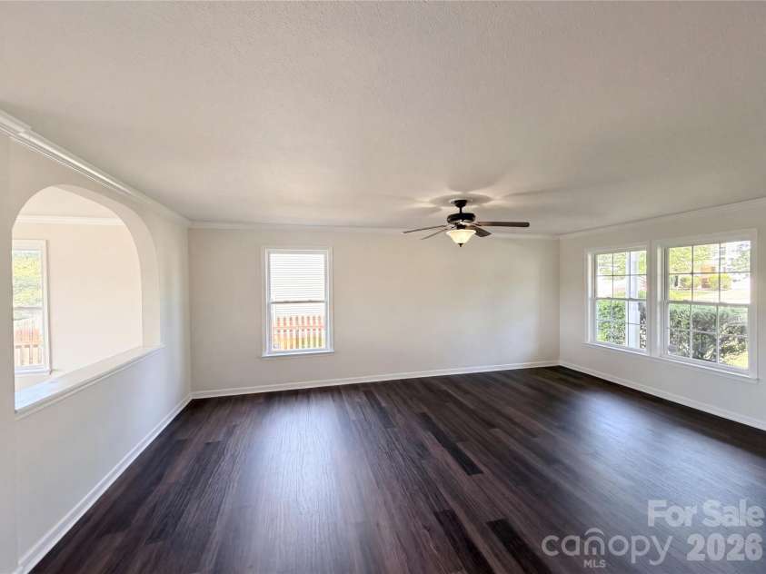 185 Boiling Brook Drive, Statesville, NC 28625.  MLS# CAR4376499, YatesRealty ID 43582. 