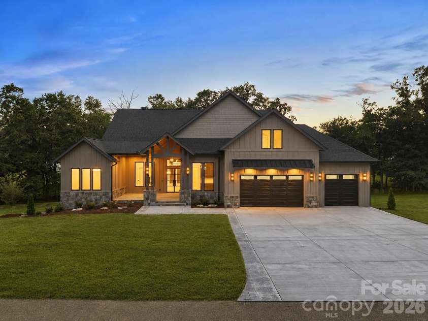 246 Turkey Ridge Road, Fletcher, NC 28732.  MLS# CAR4409643, YatesRealty ID 43583. 