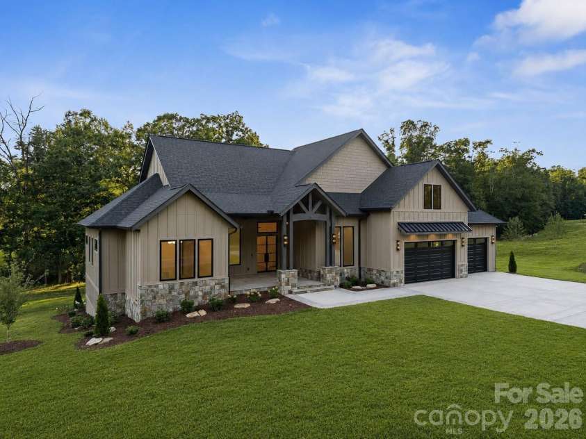 246 Turkey Ridge Road, Fletcher, NC 28732.  MLS# CAR4409643, YatesRealty ID 43583. 