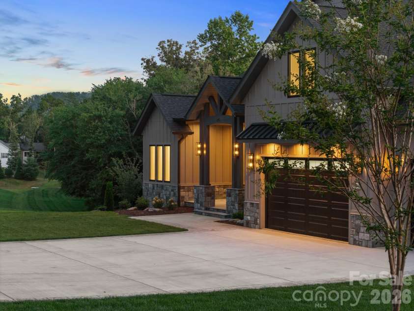 246 Turkey Ridge Road, Fletcher, NC 28732.  MLS# CAR4409643, YatesRealty ID 43583. 