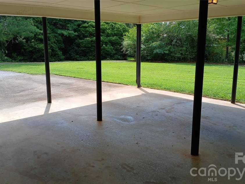 3830 Dowell Street, Hickory, NC 28602.  MLS# CAR4413206, YatesRealty ID 43585. 