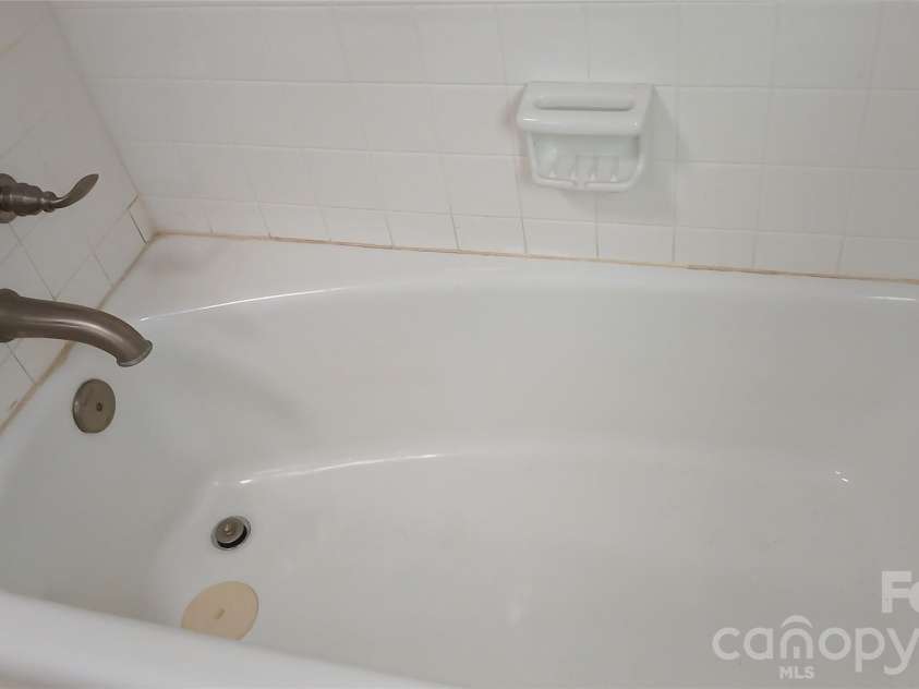 3830 Dowell Street, Hickory, NC 28602.  MLS# CAR4413206, YatesRealty ID 43585. 