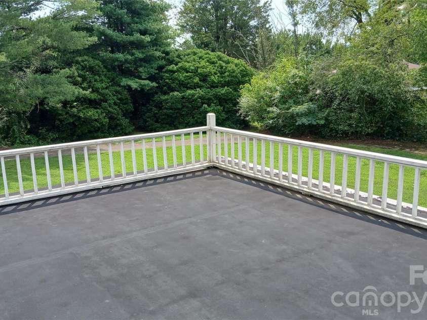3830 Dowell Street, Hickory, NC 28602.  MLS# CAR4413206, YatesRealty ID 43585. 