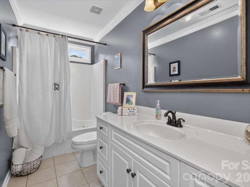 1235 Old Coach Lane, Rock Hill, SC 29732.  MLS# CAR4411196, YatesRealty ID 43586. Second floor full bath