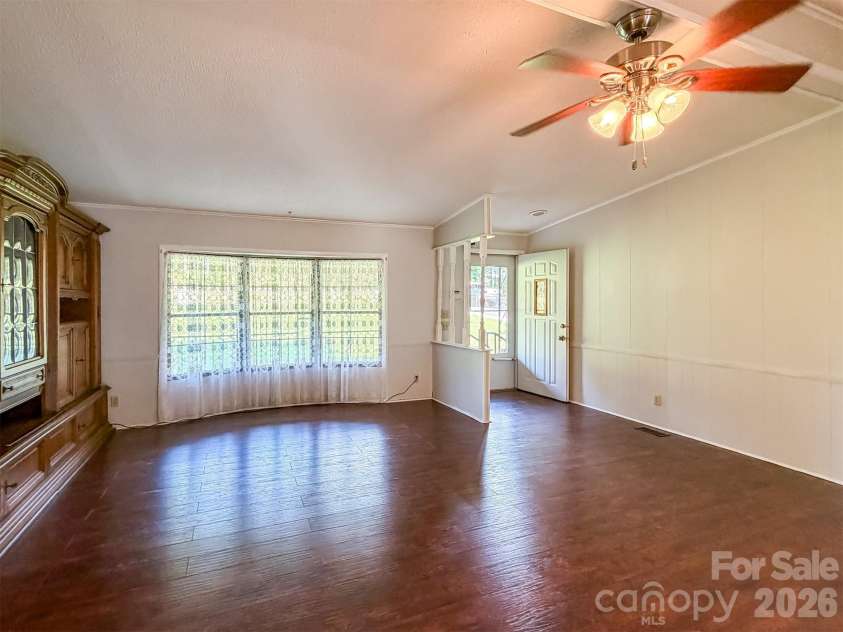 1898 Henry Smith Street, Hickory, NC 28601.  MLS# CAR4413807, YatesRealty ID 43587. 