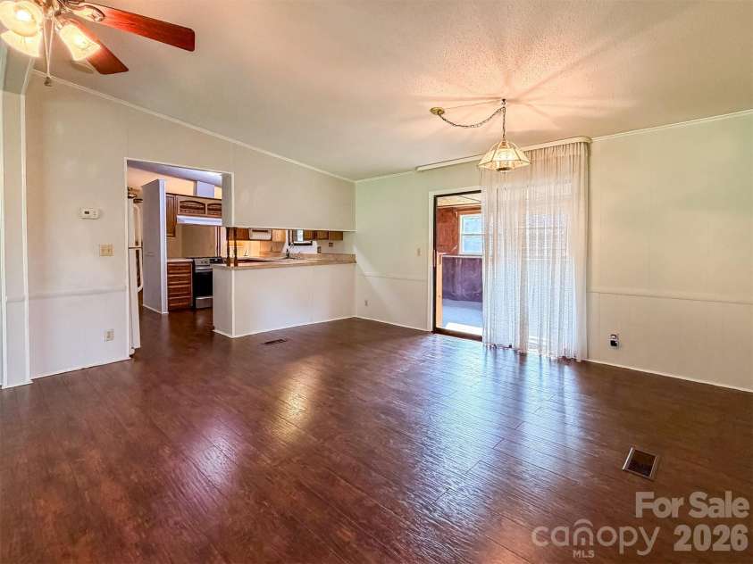 1898 Henry Smith Street, Hickory, NC 28601.  MLS# CAR4413807, YatesRealty ID 43587. 