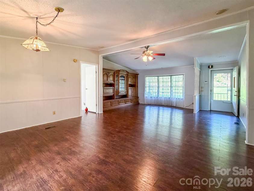 1898 Henry Smith Street, Hickory, NC 28601.  MLS# CAR4413807, YatesRealty ID 43587. 