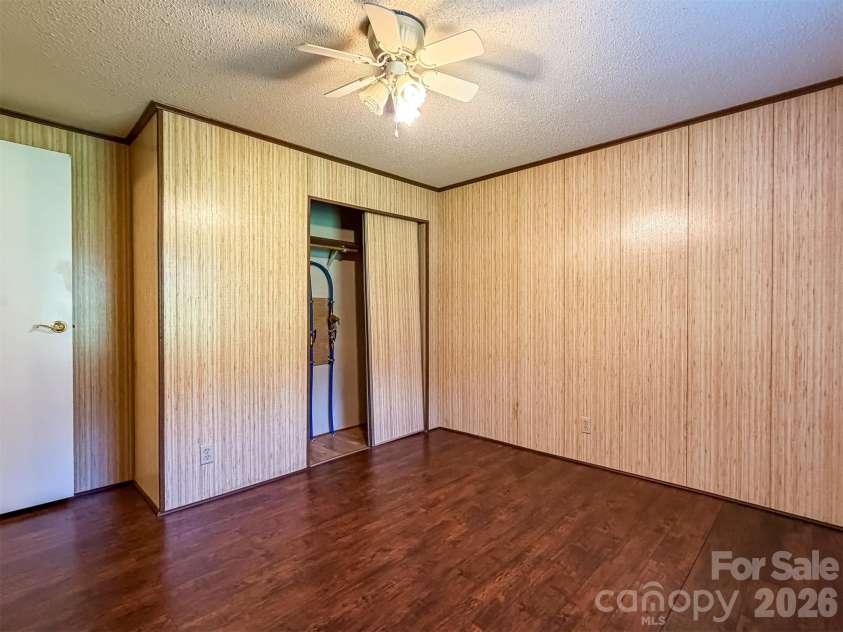 1898 Henry Smith Street, Hickory, NC 28601.  MLS# CAR4413807, YatesRealty ID 43587. 