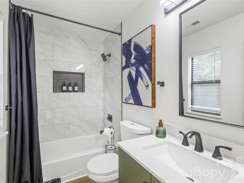 4130 Charlotte Highway, Lake Wylie, SC 29710.  MLS# CAR4414226, YatesRealty ID 43588. 