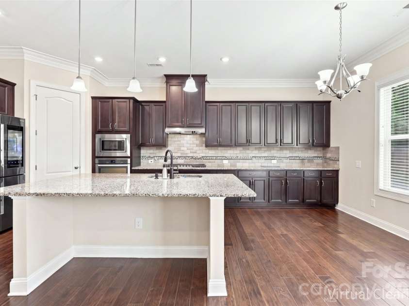 16131 Alsace Drive, Charlotte, NC 28278.  MLS# CAR4413788, YatesRealty ID 43589. 