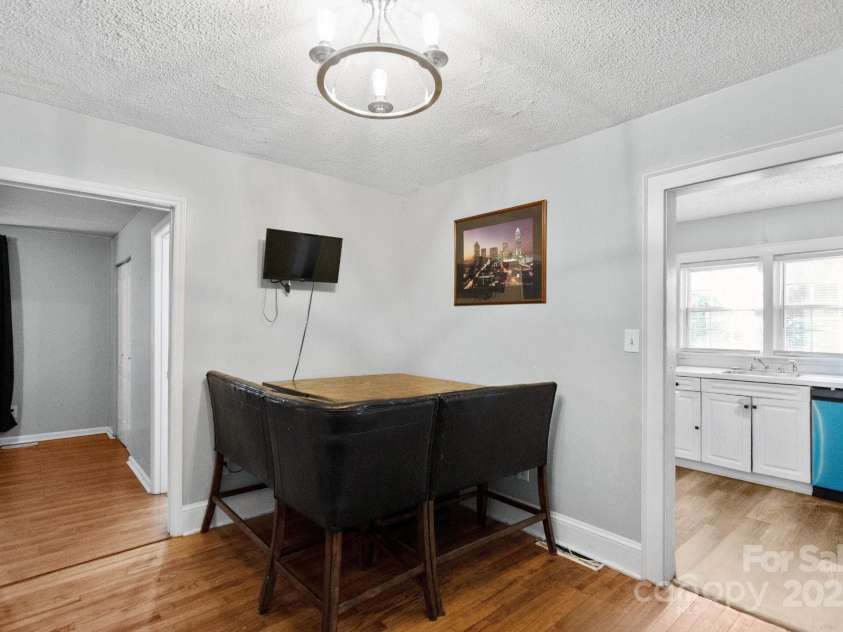 1028 White Lane, Gastonia, NC 28052.  MLS# CAR4211030, YatesRealty ID 4359. 