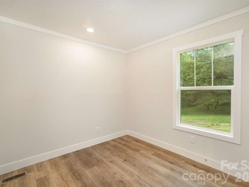 110 Ashland Court, Shelby, NC 28150.  MLS# CAR4266609, YatesRealty ID 4359. 