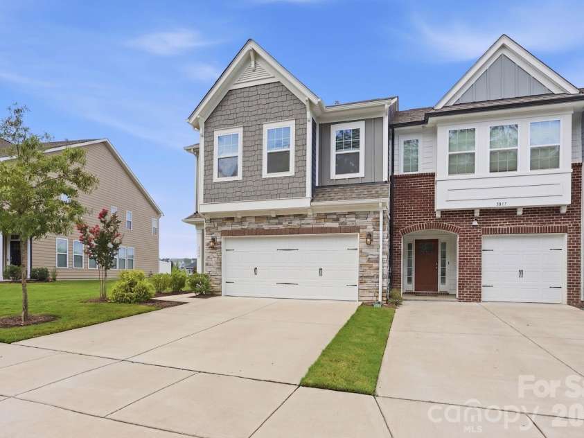 3015 Patchwork Court, Fort Mill, SC 29708.  MLS# CAR4410196, YatesRealty ID 43590. 