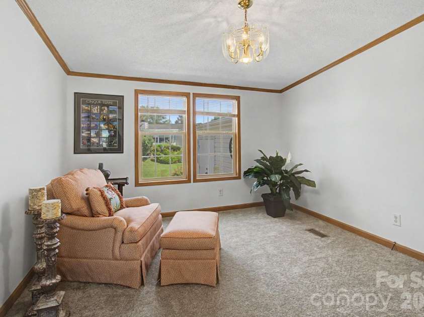 204 Red Birch Court, Hendersonville, NC 28739.  MLS# CAR4412477, YatesRealty ID 43591. 