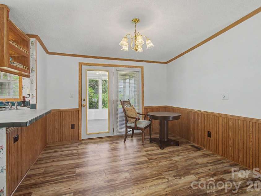 204 Red Birch Court, Hendersonville, NC 28739.  MLS# CAR4412477, YatesRealty ID 43591. 