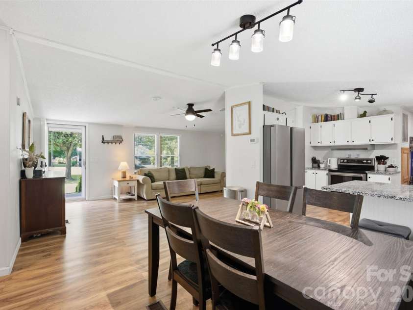136 Mott Road, Mooresville, NC 28115.  MLS# CAR4413127, YatesRealty ID 43592. 