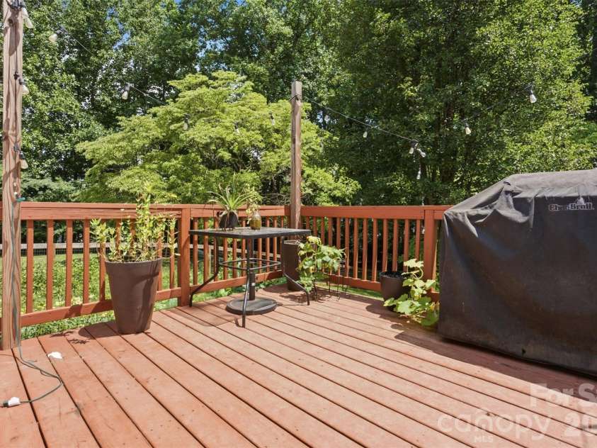136 Mott Road, Mooresville, NC 28115.  MLS# CAR4413127, YatesRealty ID 43592. 