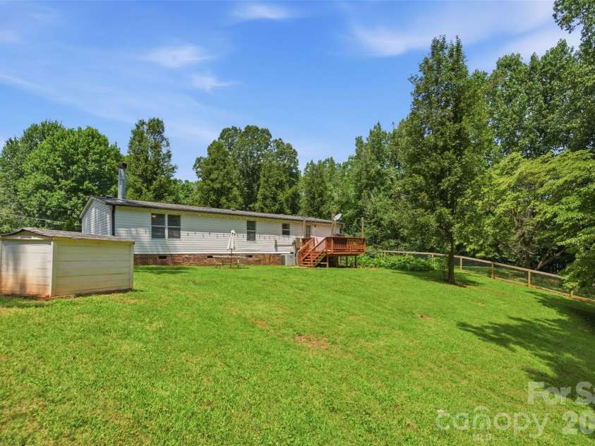 136 Mott Road, Mooresville, NC 28115.  MLS# CAR4413127, YatesRealty ID 43592. 