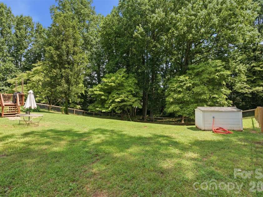 136 Mott Road, Mooresville, NC 28115.  MLS# CAR4413127, YatesRealty ID 43592. 