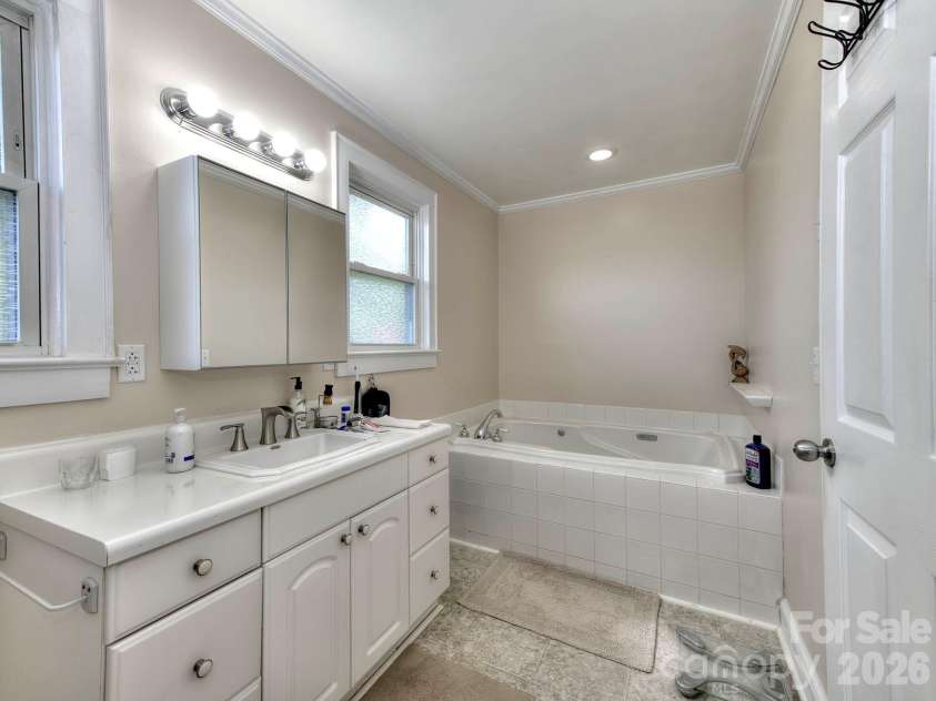 46 Mandalay Place, Concord, NC 28027.  MLS# CAR4413172, YatesRealty ID 43593. 