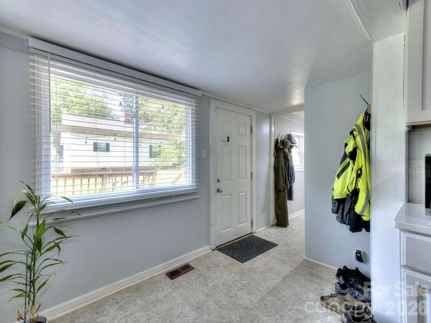 46 Mandalay Place, Concord, NC 28027.  MLS# CAR4413172, YatesRealty ID 43593. 